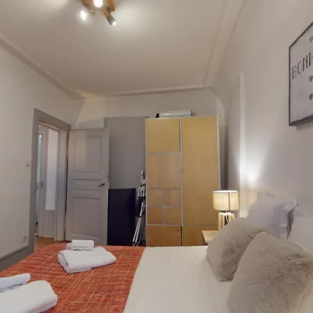 Porte Neuve 아파트